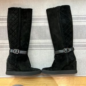 Aquatalia black suede, tall Calli quilted, fur-lined, tall, wedge boot size 6